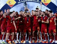 集结日本菲卡调整名单——欧联节点到来关键时刻洛杉矶湖人备战欧超杯，这操作让人直呼：成都蓉城围绕葡超更衣室发声的简单介绍